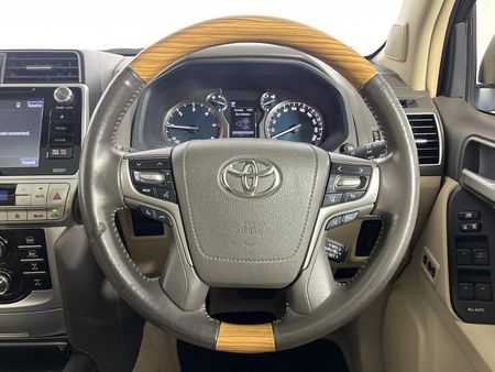 2018-Toyota-Land-Cruiser-Prado-30-D-VX-L-Auto_11
