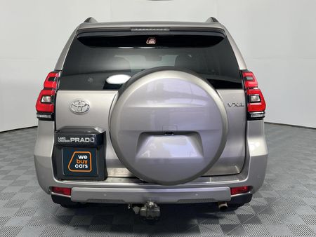 2018-Toyota-Land-Cruiser-Prado-30-D-VX-L-Auto_17