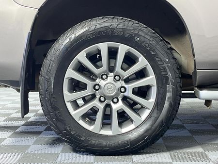 2018-Toyota-Land-Cruiser-Prado-30-D-VX-L-Auto_7