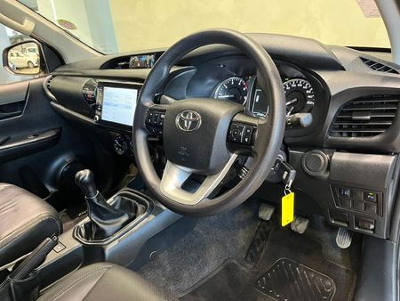 2024-Toyota-Hilux-24-GD-6-Raised-Body-Raider-Double-Cab_6