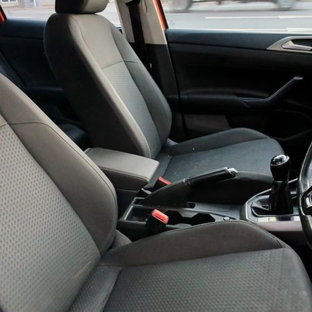 2020-Volkswagen-Polo-10-TSI-Comfortline_10