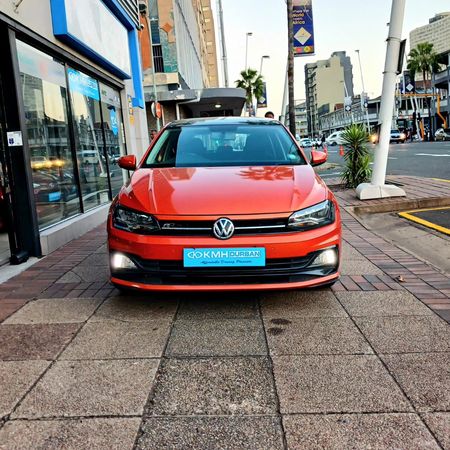 2020-Volkswagen-Polo-10-TSI-Comfortline_1