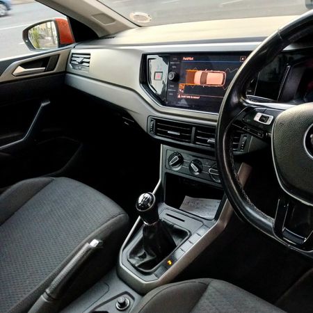 2020-Volkswagen-Polo-10-TSI-Comfortline_8
