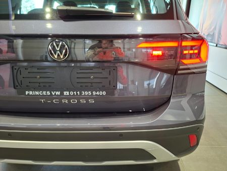 2026-Volkswagen-T-Cross-10-TSI_4