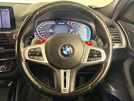 2021-BMW-X4-M-Competition_9