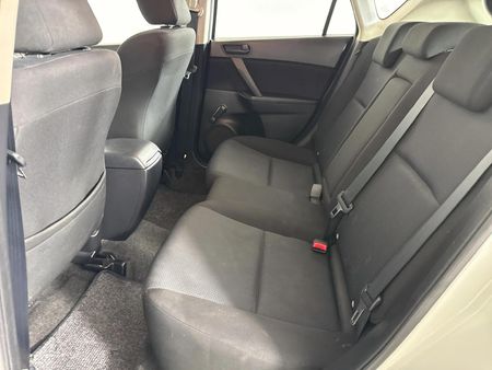 2011-Mazda-3-16-Sport-Original_3