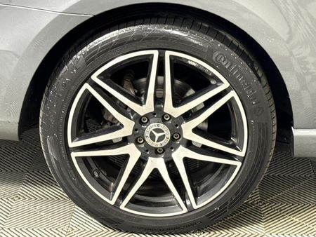 2022-Mercedes-Benz-V-Class-V-300d-Exclusive_7