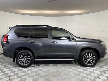 2023-Toyota-Land-Cruiser-Prado-28-GD-VX-L-Auto_14