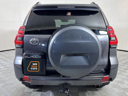 2023-Toyota-Land-Cruiser-Prado-28-GD-VX-L-Auto_15