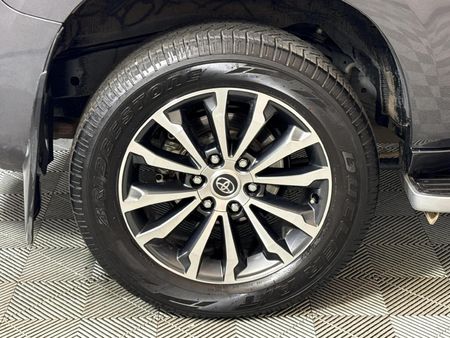 2023-Toyota-Land-Cruiser-Prado-28-GD-VX-L-Auto_6