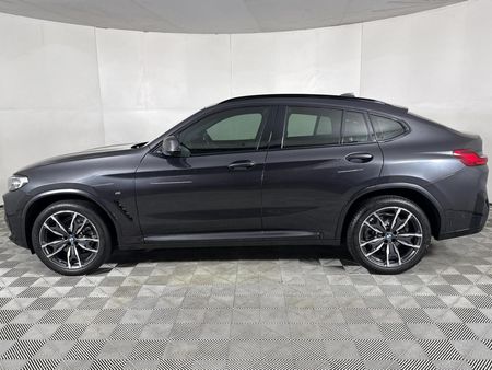2022-BMW-X4-xDrive20d-M-Sport_18