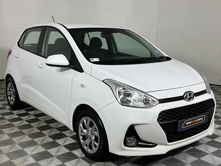 2019-Hyundai-Grand-i10-10-Motion_15