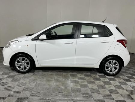 2019-Hyundai-Grand-i10-10-Motion_18