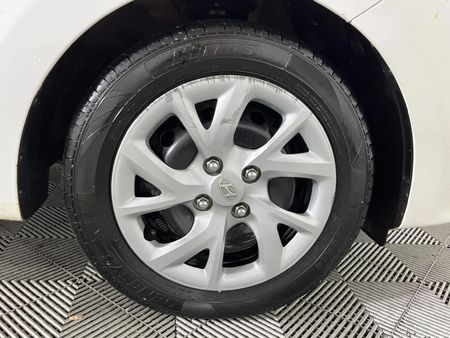 2019-Hyundai-Grand-i10-10-Motion_5