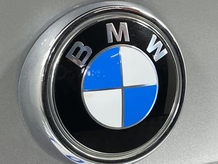 2009-BMW-X6-xDrive50i_11