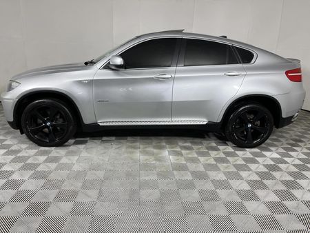 2009-BMW-X6-xDrive50i_18