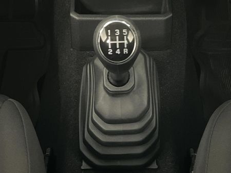 2024-Suzuki-Jimny-15-GLX-AllGrip-5-Door_10