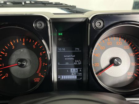 2024-Suzuki-Jimny-15-GLX-AllGrip-5-Door_2