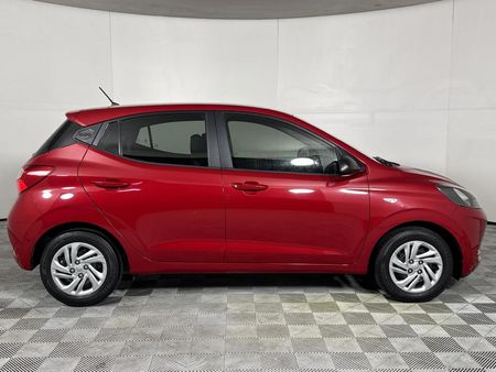 2021-Hyundai-Grand-i10-10-Motion-Auto_10