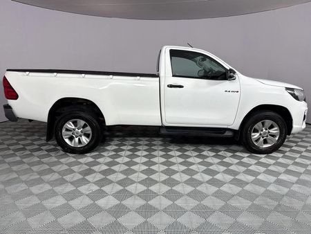 2020-Toyota-Hilux-24-GD-6-Raised-Body-SRX-Single-Cab_15