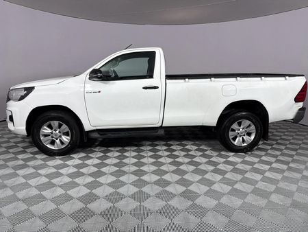 2020-Toyota-Hilux-24-GD-6-Raised-Body-SRX-Single-Cab_17