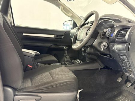 2020-Toyota-Hilux-24-GD-6-Raised-Body-SRX-Single-Cab_8