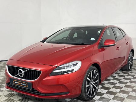2019-Volvo-V40-T2-R-Design-Auto_0