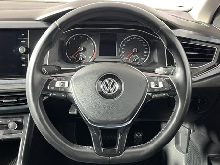 2018-Volkswagen-Polo-10-TSI-Highline-Auto-85kW_11