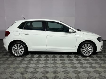 2018-Volkswagen-Polo-10-TSI-Highline-Auto-85kW_16