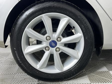 2020-Ford-Fiesta-10-EcoBoost-Trend-5-dr_5