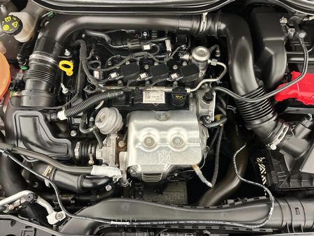 2020-Ford-Fiesta-10-EcoBoost-Trend-5-dr_8