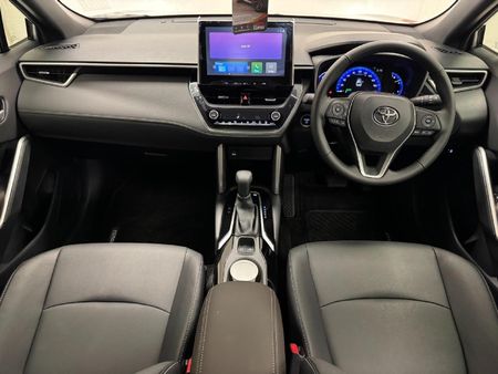 2026-Toyota-Corolla-Cross-18-XS-Hybrid_5