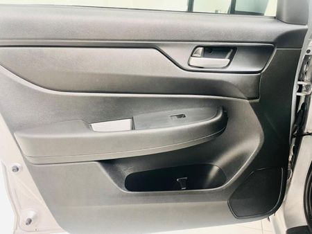 2025-Honda-Amaze-12-Trend_15