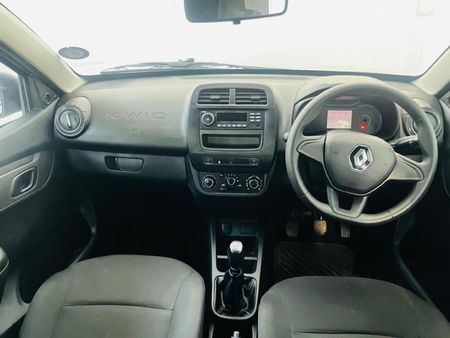 2023-Renault-Kwid-10-Expression_11