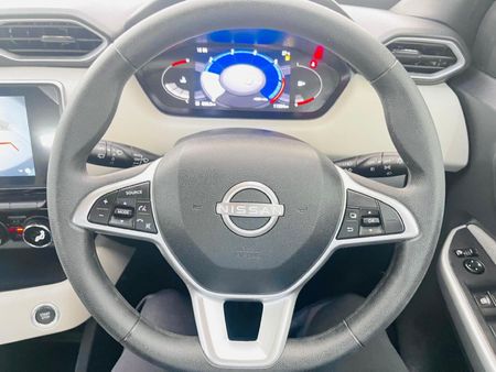 2026-Nissan-Magnite-10-Visia-AMT_12