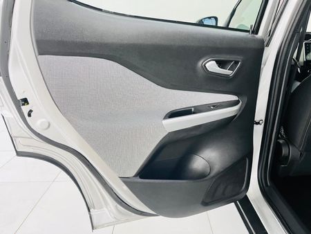 2026-Nissan-Magnite-10-Visia-AMT_8