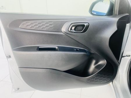 2025-Hyundai-Grand-i10-10-Motion_14