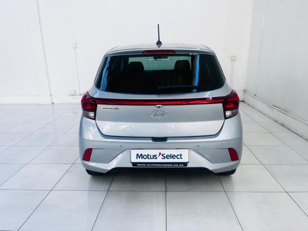 2025-Hyundai-Grand-i10-10-Motion_4