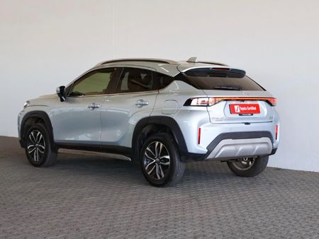 2026-Toyota-Starlet-Cross-15XR_9