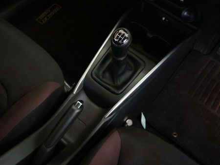 2026-Toyota-Starlet-Cross-15XR_13