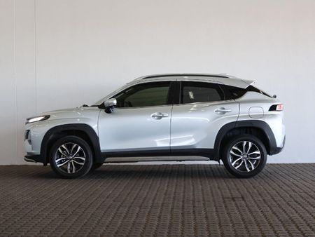 2026-Toyota-Starlet-Cross-15XR_6