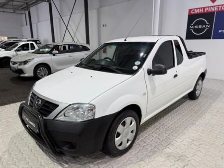 2024-Nissan-NP200-16-AC-Safety-Pack_9