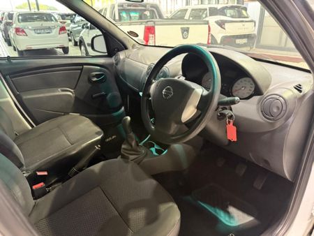 2024-Nissan-NP200-16-AC-Safety-Pack_4