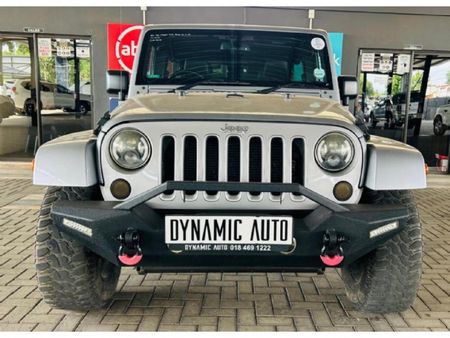2016-Jeep-Wrangler-Unlimited-Sahara-36-V6-Auto_1