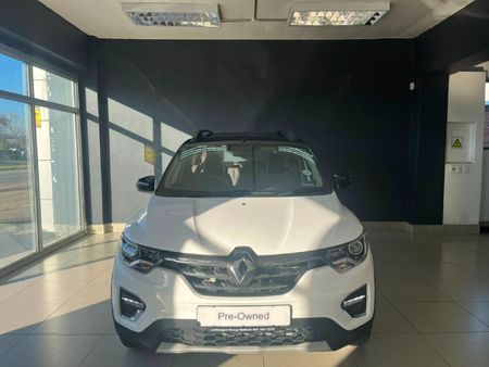 2023-Renault-Triber-10-Intens-Auto_1