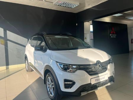 2023-Renault-Triber-10-Intens-Auto_3