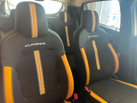2023-Renault-Kwid-10-Climber_12