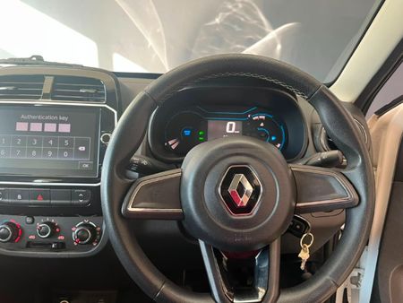 2023-Renault-Kwid-10-Climber_13