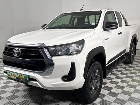 2022-Toyota-Hilux-24-GD-6-Raised-Body-Raider-Auto-Extended-Cab_0