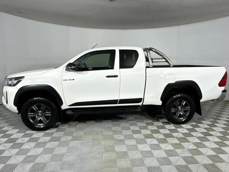 2022-Toyota-Hilux-24-GD-6-Raised-Body-Raider-Auto-Extended-Cab_16